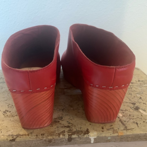 Kelsi Dagger Brooklyn Joval red leather Clogs size 11 - Picture 4 of 7